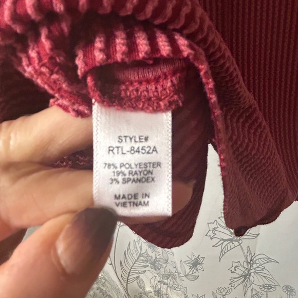 Zenana Womens Large/XLarge Red‎ Waffle Knit Long Sleeve Tunic Top Relaxed Fit - Picture 6 of 8